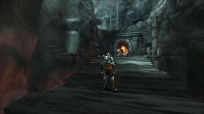 videoigra-god-of-war-bog-vojni-collection-god-of-war-1-i-god-of-war-2-ii-russkaya-versiya-ps-vita_3.jpg